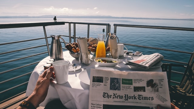 Enjoy Brunch On the Water While Taking In Sites Along the Harbor